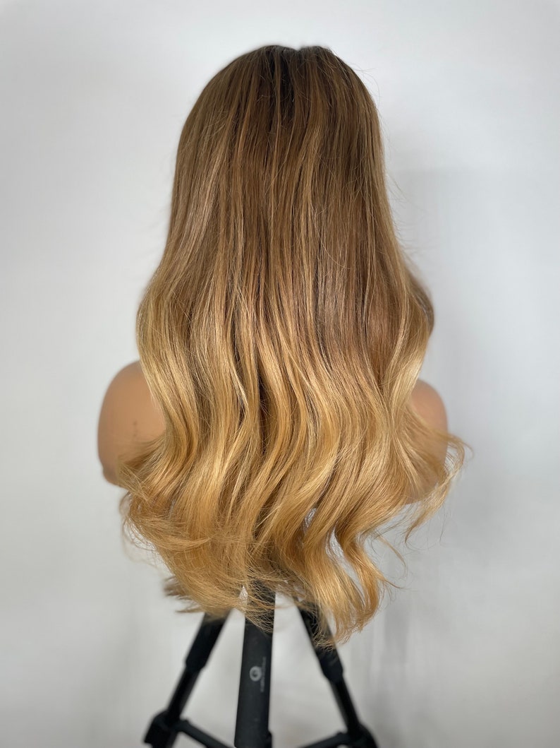 Lace front humana repartição livre 13x4 - 60cm loira Antonella