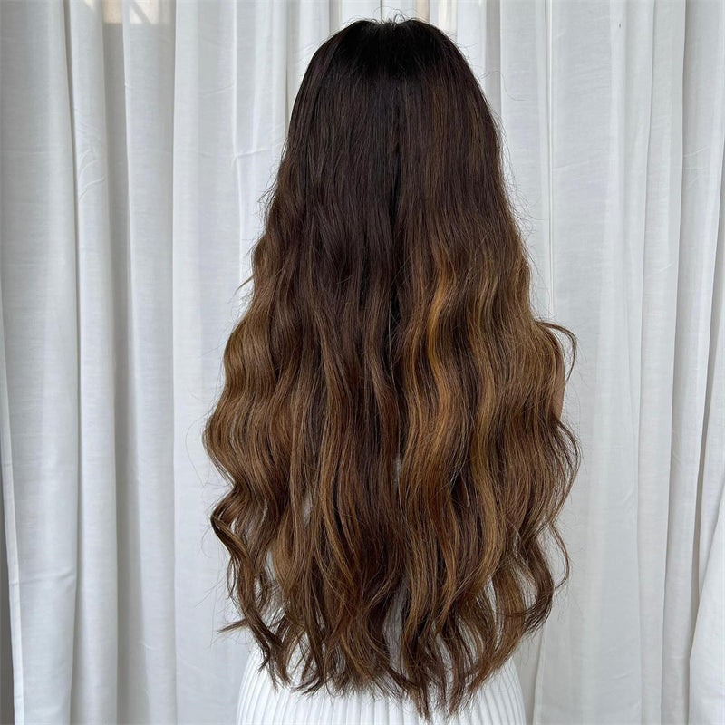 Lace Front Humana Ondulada com franja morena iluminada 70cm 13x4 HD - Karen