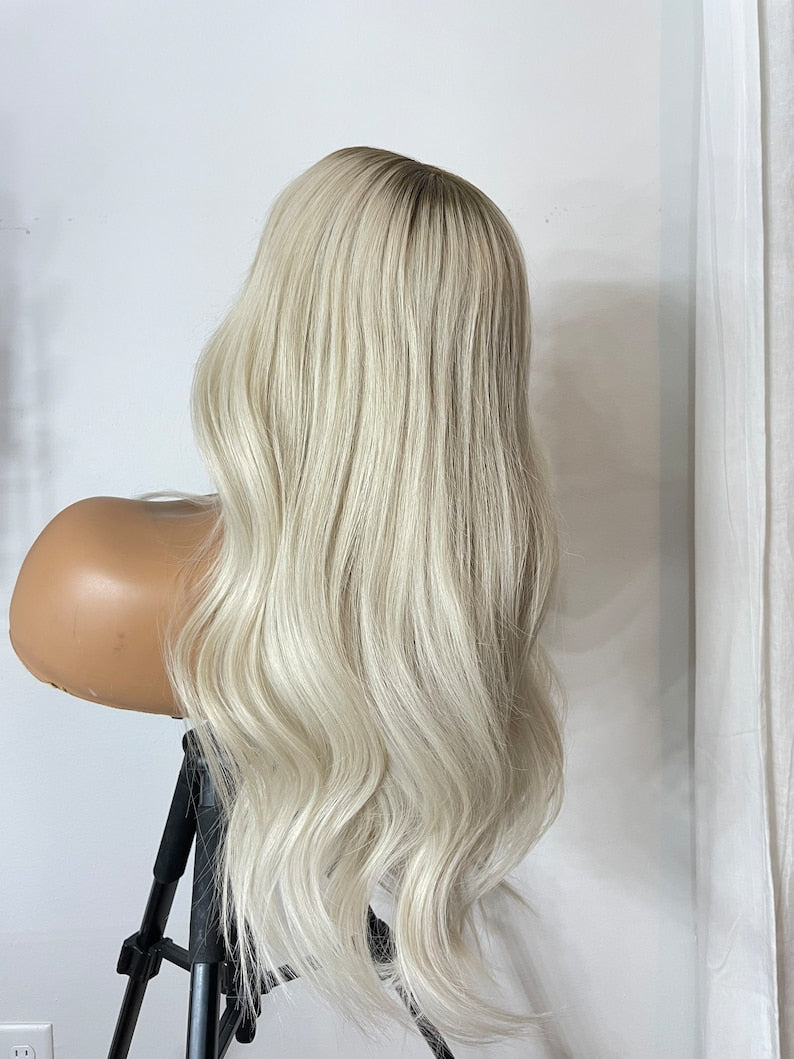 Lace Front Humana Ondulada 65cm 13x4 HD - Hellen